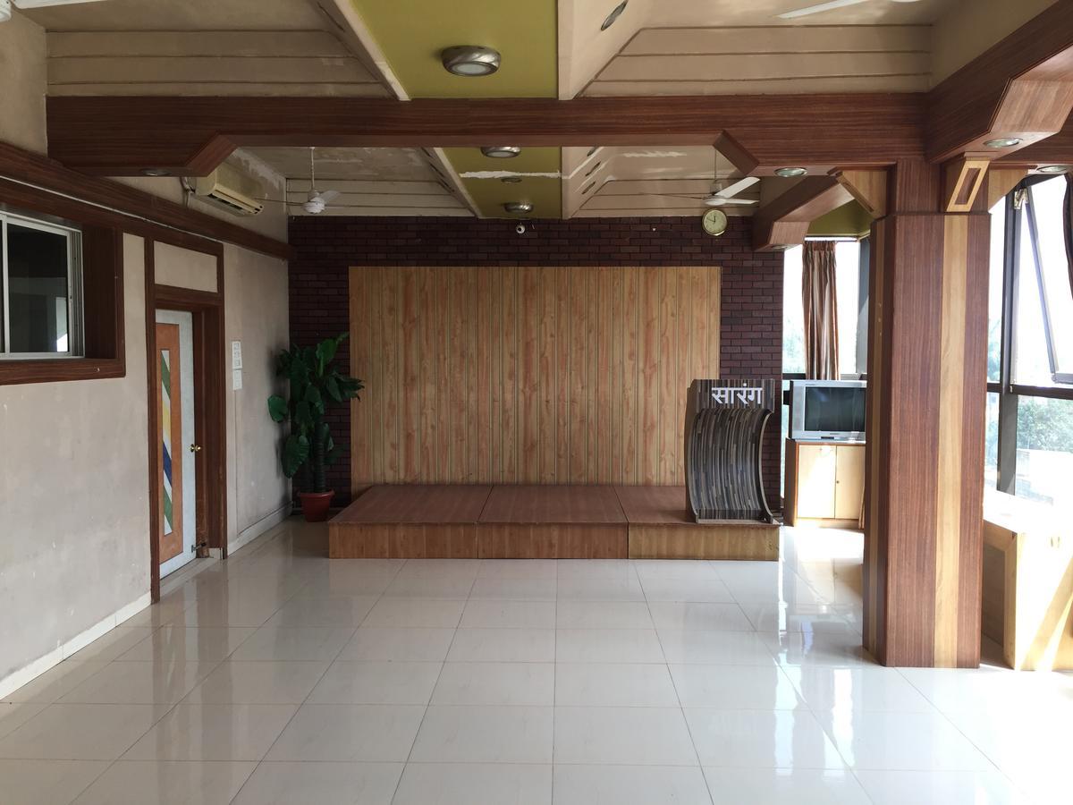 Sarang Lodging & Boarding Satara Exterior photo